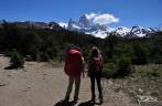 A caminho da Laguna de Los Tres, admirando as montanhas famosas do parque Los Glaciares, região de El Chaltén, no sul da patagonia argentina